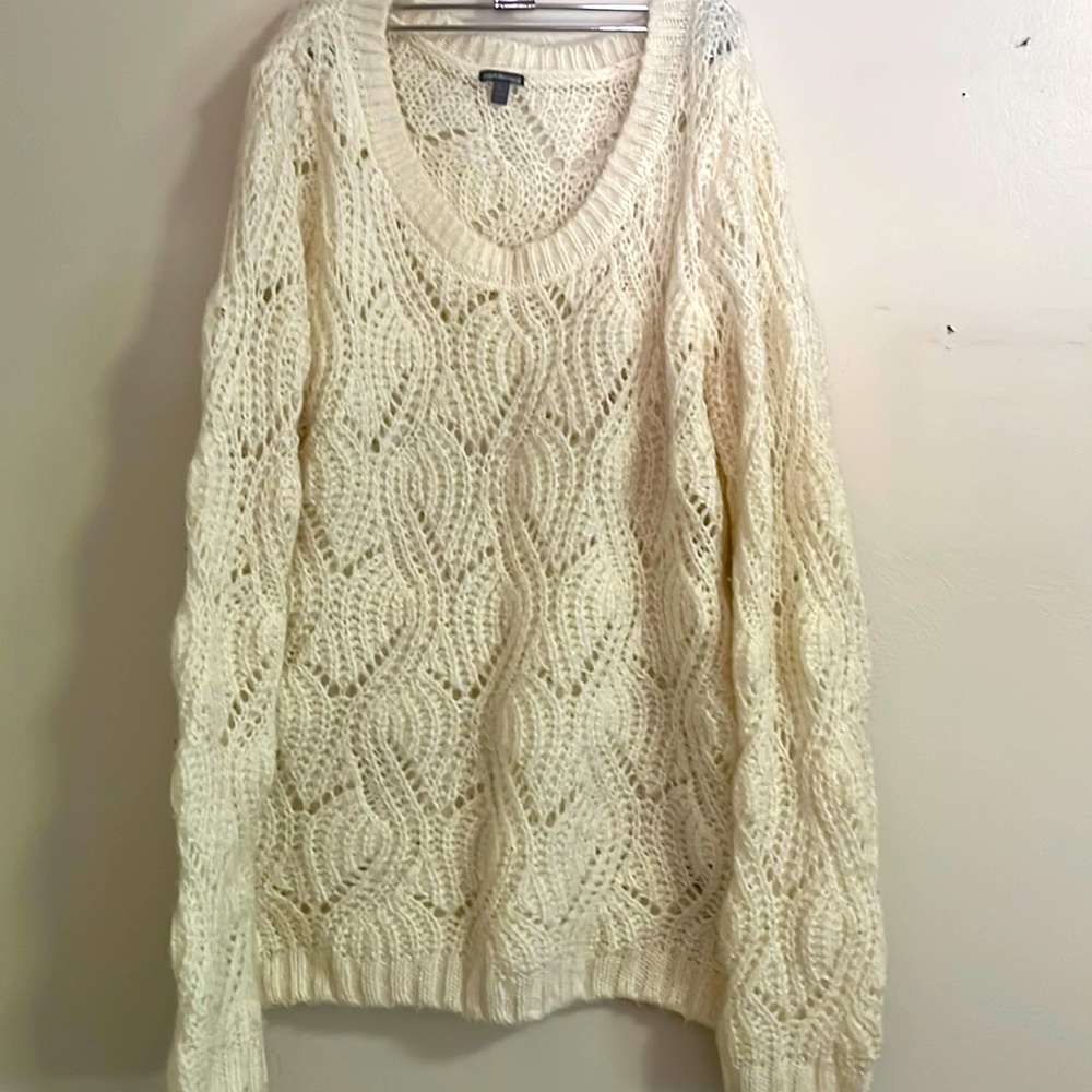 Cream Charlotte Russe sweater 🤍